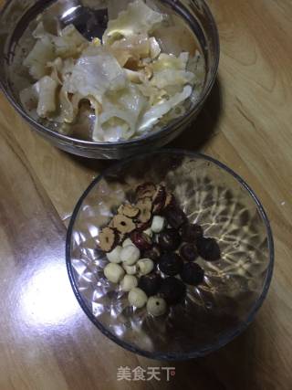 Isinglass Longan and Red Date Soup recipe