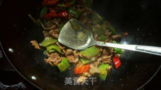 Stir-fried Pork with Lettuce recipe