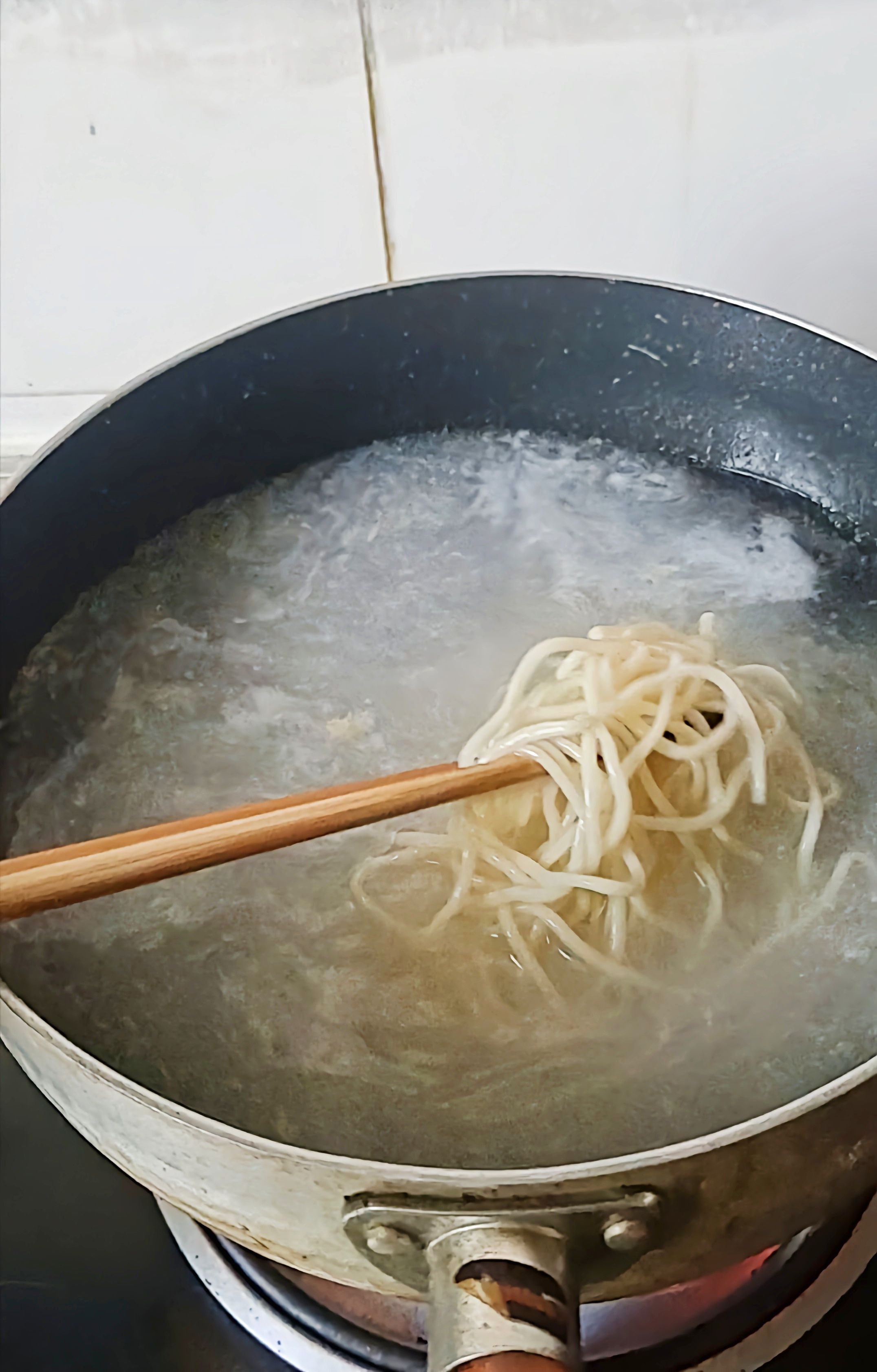 Teach You How to Make A Bowl of Warm Noodles for Autumn and Winter... Beef Noodles in Clear Soup recipe