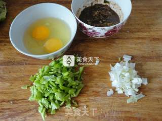 Cold Noodles in Summer-hand-made Noodles with Pepper and Egg Sauce recipe