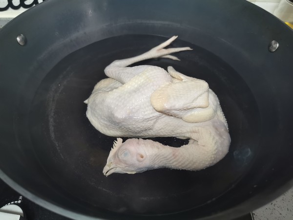 Stewed Chicken Soup with Cordyceps Flower recipe