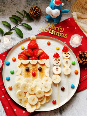 Banana Strawberry Toast Santa Breakfast recipe