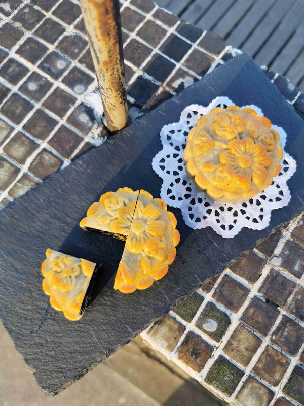 Cantonese Mooncake with Five Nuts and Black Sesame recipe