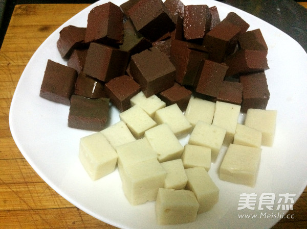 Spicy Duck Blood Tofu recipe