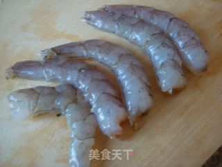 Fresh, Fragrant and Smooth-shrimp Stuffed with Shiitake Mushrooms recipe