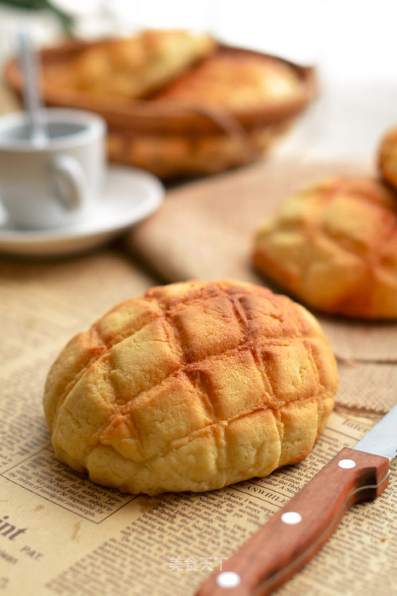 Learn to Bake with Shuai [taiwan Pineapple Bun] recipe
