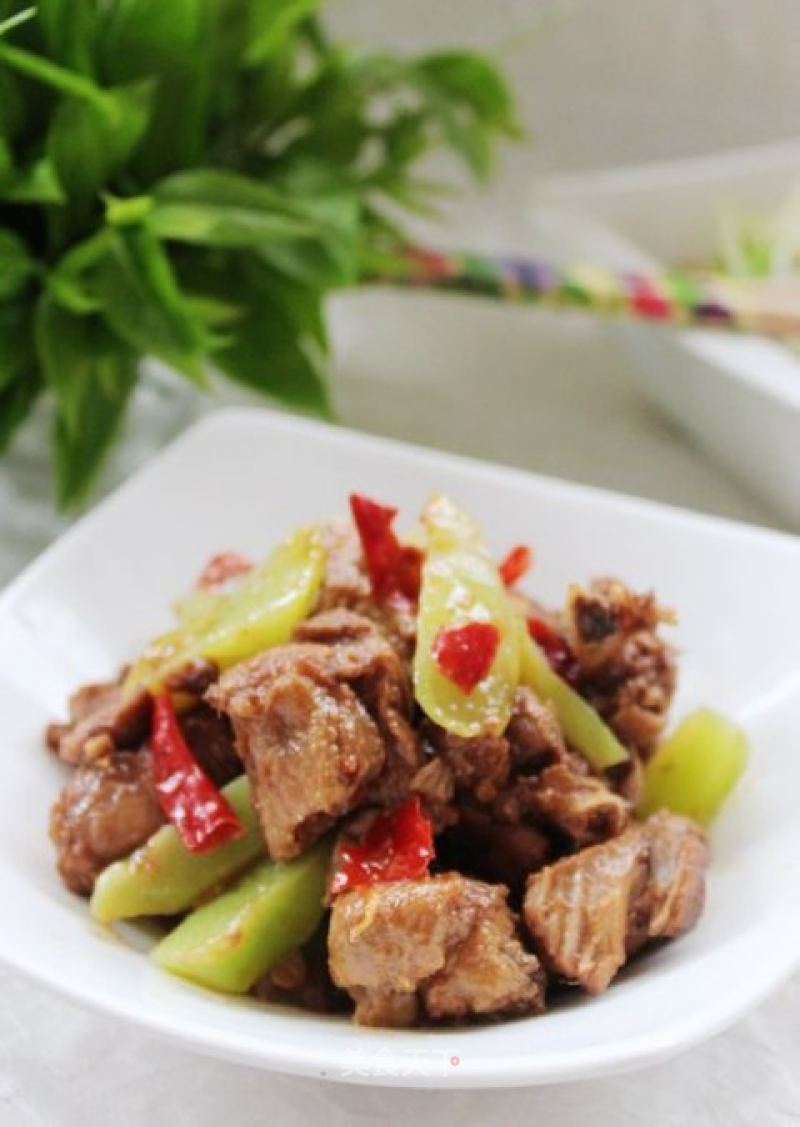 Duck with Red Oil Lettuce recipe