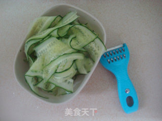 Stir-fried Cucumber with Basil recipe