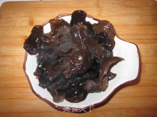 Love's【parsley Fungus Meat Slices】 recipe