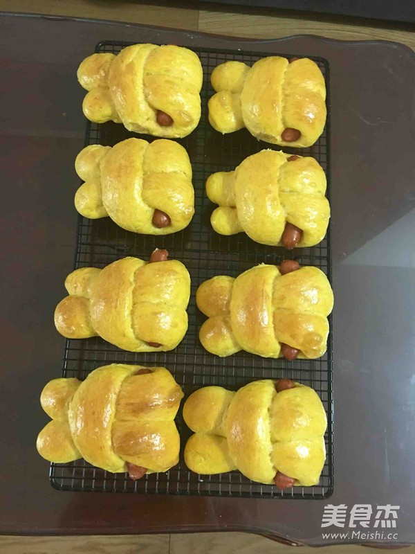 Bunny Hot Dog Bread (pumpkin Version) recipe