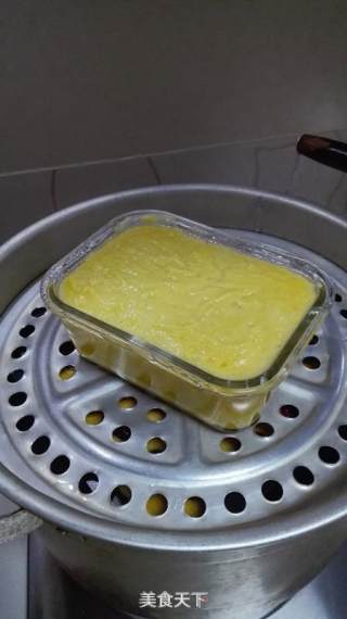 Yellow Noodle Cake recipe