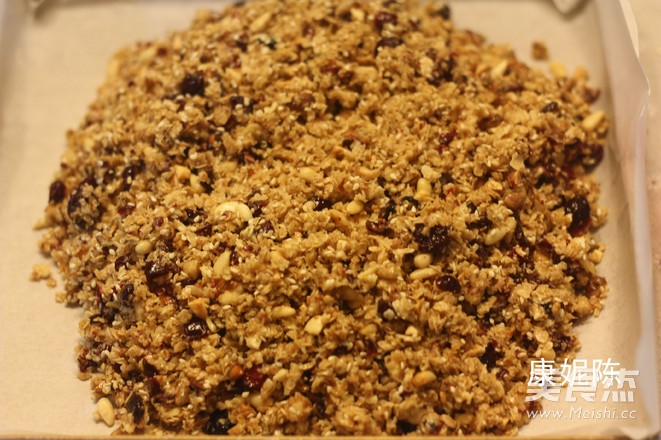 Praline Maple Granola Bars recipe