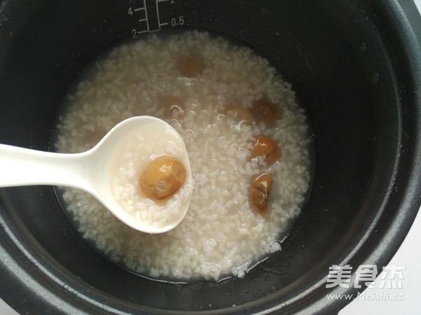 Chestnut Japonica Rice Porridge recipe