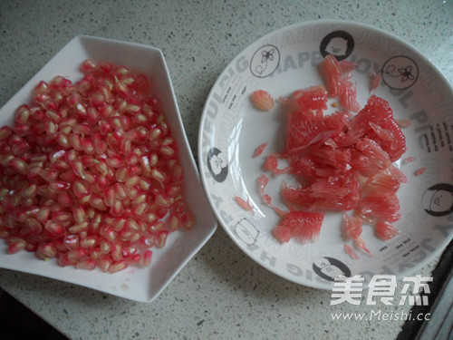 Red Grapefruit Pomegranate Juice recipe