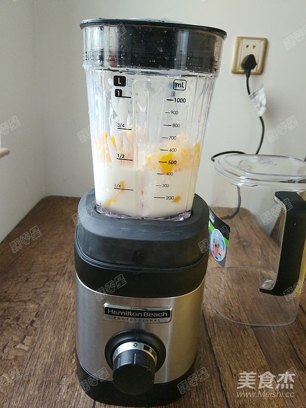 Mango Smoothie recipe