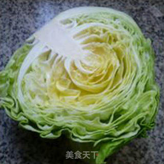 Stir-fried Beef Cabbage with Tea Tree Mushroom recipe