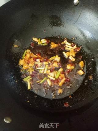 Dry Pot Lotus Root Slices recipe