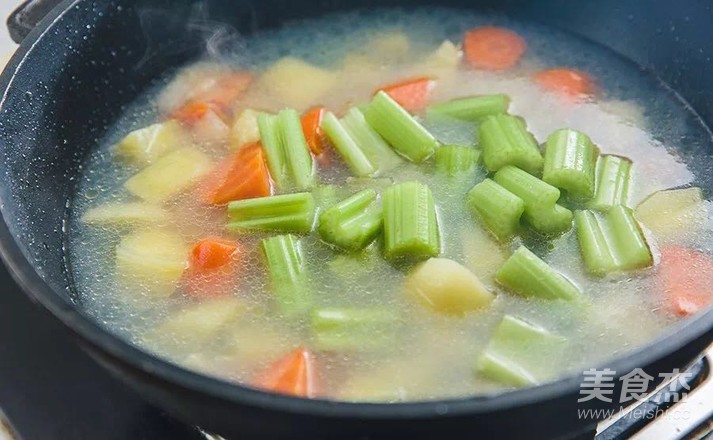 Clam and Potato Cream Soup recipe