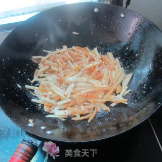 Fried Sea Dried Fish with Salted Radish recipe