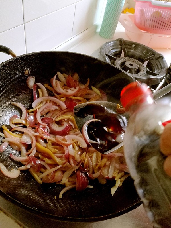 Stir-fried Tripe with Onions recipe