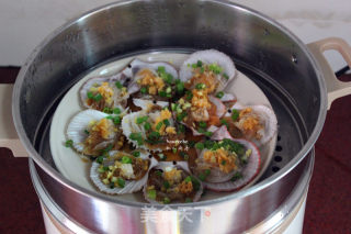 Steamed Scallops with Garlic Vermicelli recipe