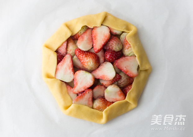 Easy Strawberry Pie recipe