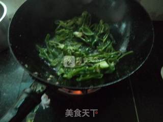 Shredded Pork with Green Pepper Egg Skin recipe