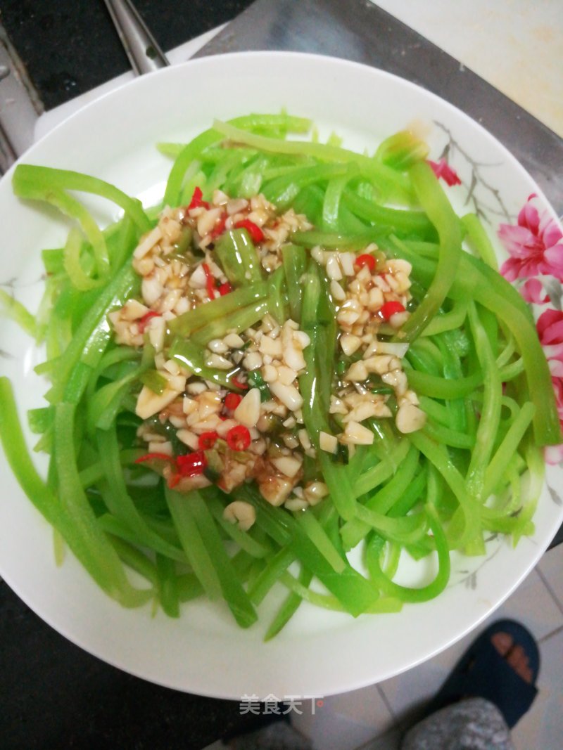 Garlic Nest with Bamboo Shoots recipe