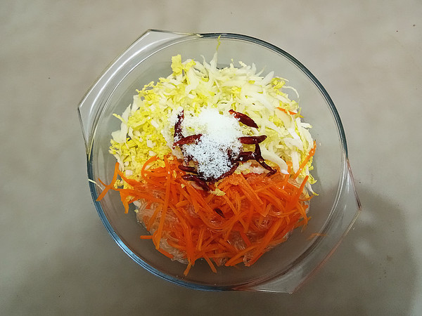 Vermicelli Mixed with Cabbage Heart recipe