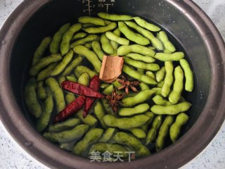 Salted Edamame is Simple and Delicious, It’s A Must for A Night Snack recipe