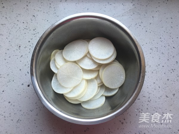 Pickled Hot and Sour White Radish recipe