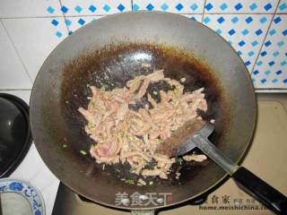 Stir-fried Shredded Beef with Green Pepper recipe