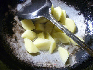 Fried Potatoes with Snow Peas recipe