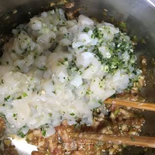 "wild Vegetables" Shepherd's Purse, Cabbage and Scallop Dumplings recipe