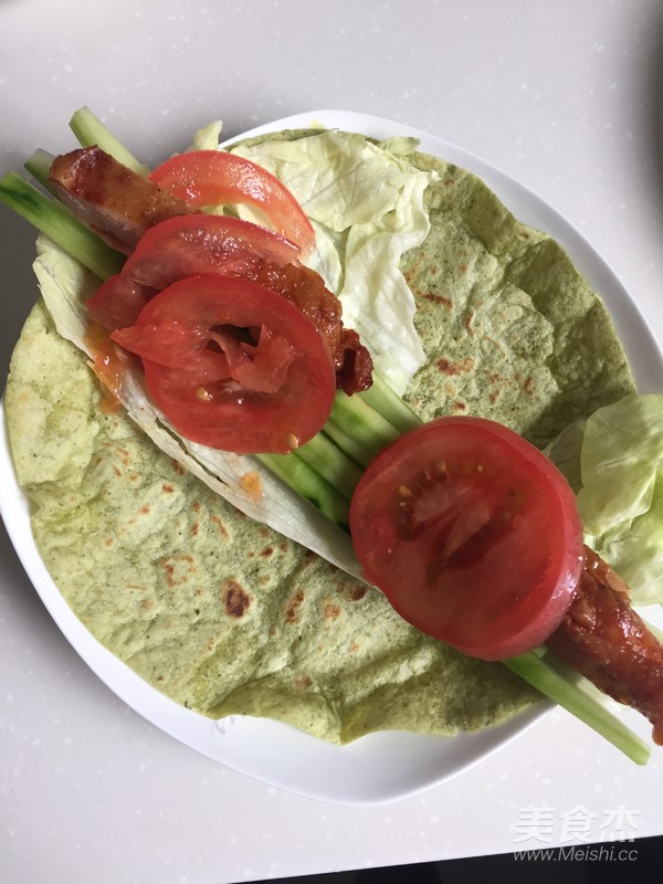 Quick Breakfast Spinach and Chicken Thigh Rolls recipe