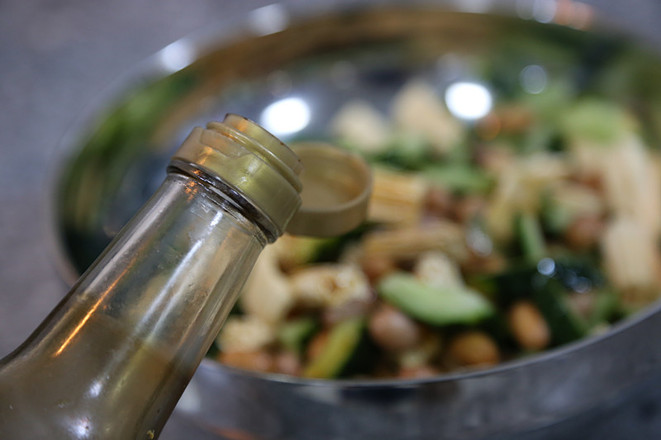 Cold Yuba and Peanuts recipe