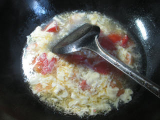 Egg, Tomato and Shrimp Soup recipe