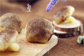 A Must-have Cute Mushroom Bun for Loving Breakfast recipe