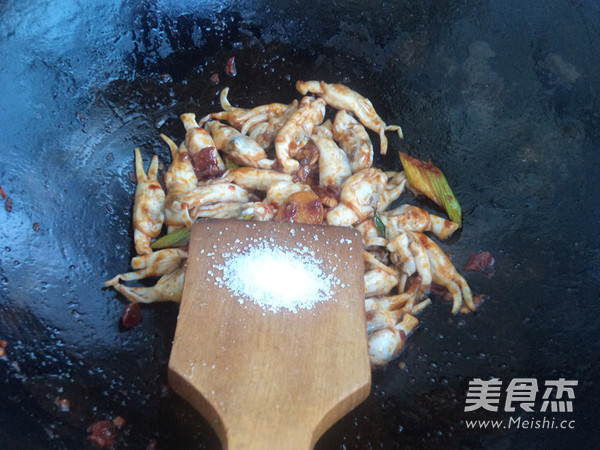 Shandong Spicy Fried Razor Clams recipe