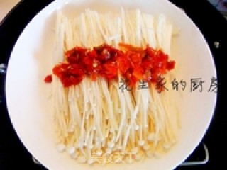 Boiled Enoki Mushroom with Chopped Pepper recipe