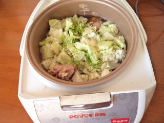 Mushroom and Cabbage Duck Bone Soup recipe