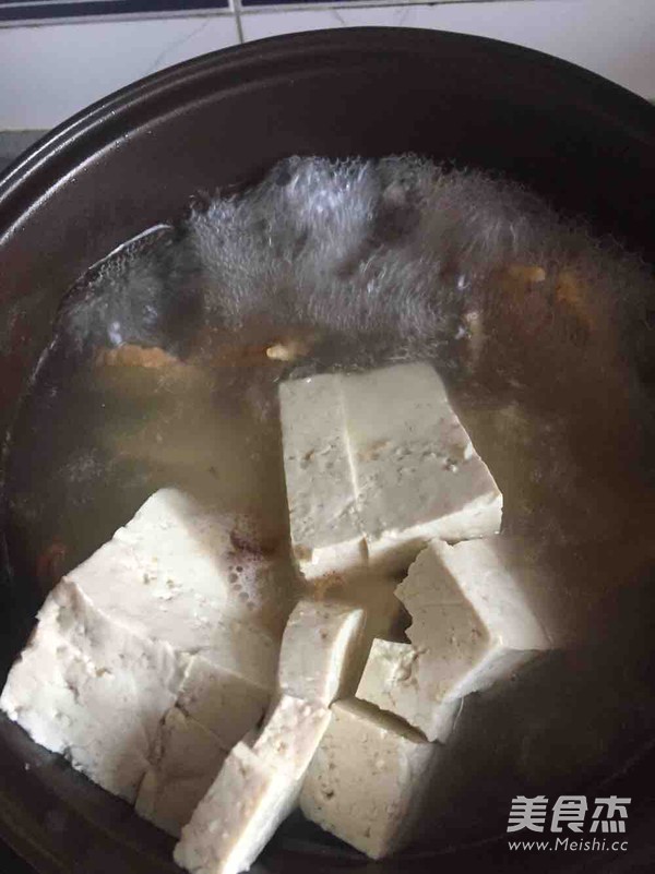 Tofu Soup with Salmon Steak recipe