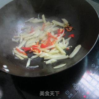 Stir-fried Dongpo Pork with Salted Radish and Garlic recipe