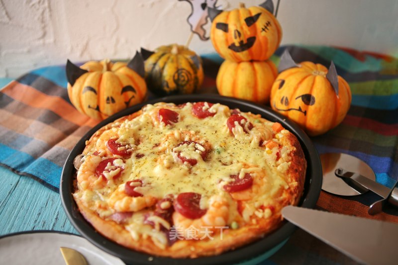 9 Inch Shrimp and Sausage Pizza recipe