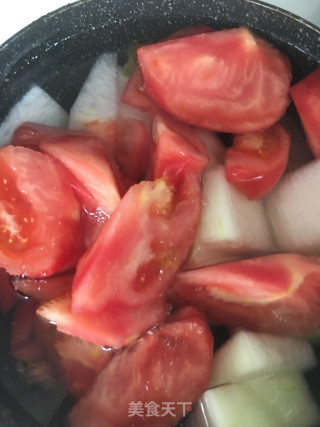 Winter Melon Tomato Broad Bean Soup recipe