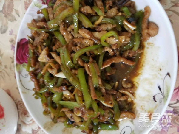 Fried Pork with Chili recipe