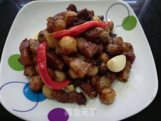 Roast Pork with Fresh Lotus Seeds recipe