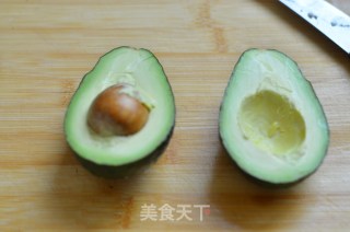 There is Also A New Way to Eat Fruit-----baked Shrimp with Avocado recipe