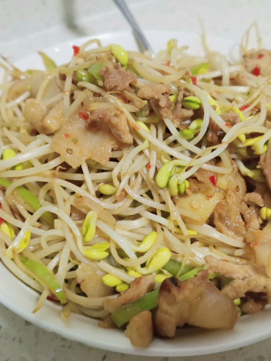 Dumpling Wrappers with Bean Sprouts recipe