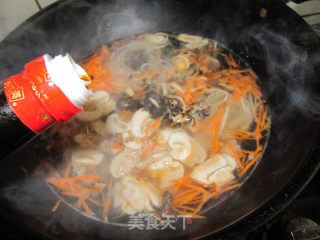 Mixed Mushroom Beef Noodle recipe